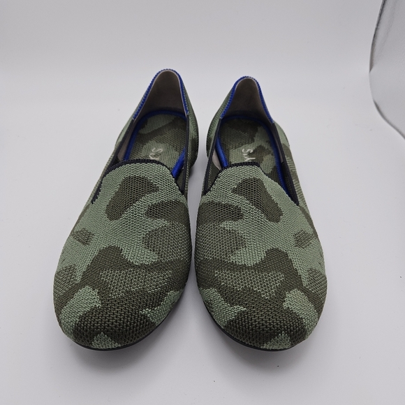 Rothys the Loafer in olive camo size 7.5 - Picture 2 of 8